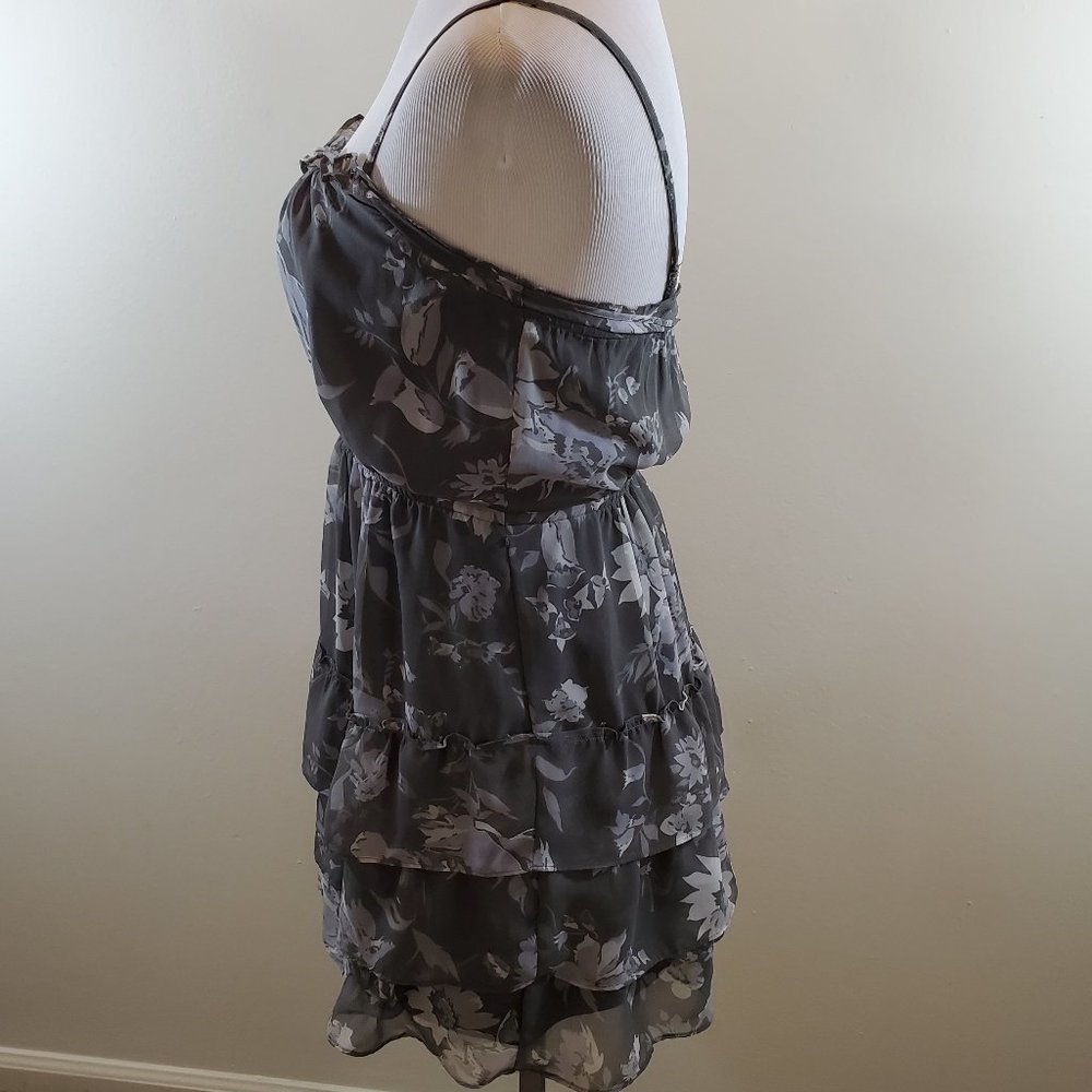 American Eagle Gray Floral Ruffle Dress - Picture 3 of 3